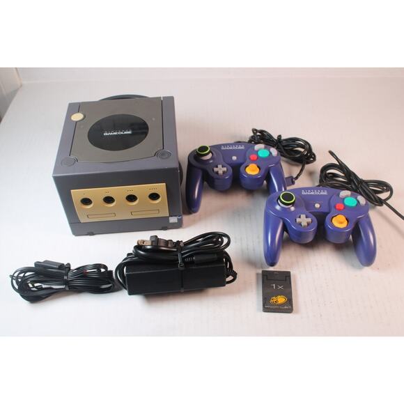 Nintendo Gamecube Purple Console Bundle DOL-001, 2 OEM controllers, cords - Picture 1 of 11